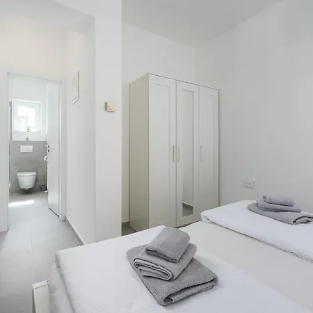 Apartman Charming Lavanda With Pool *