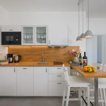 Charming Lavanda With Pool 公寓 *